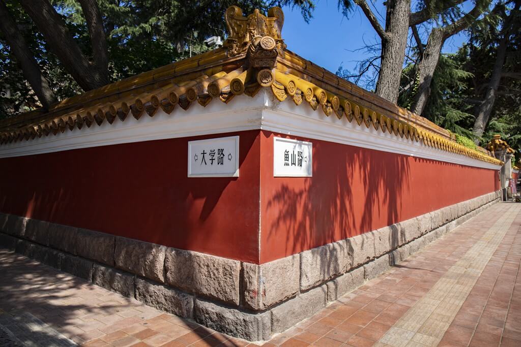 到加拿大留学卡尔加里大学在语言上有哪些要求？