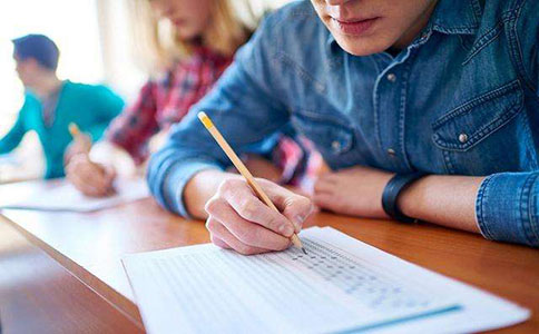 在美国高中生的时候考sat如何备考？
