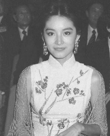揭秘旗袍在电影中有什么意义？