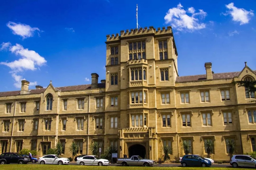 澳大利亚墨尔本大学有哪些值得读的专业？