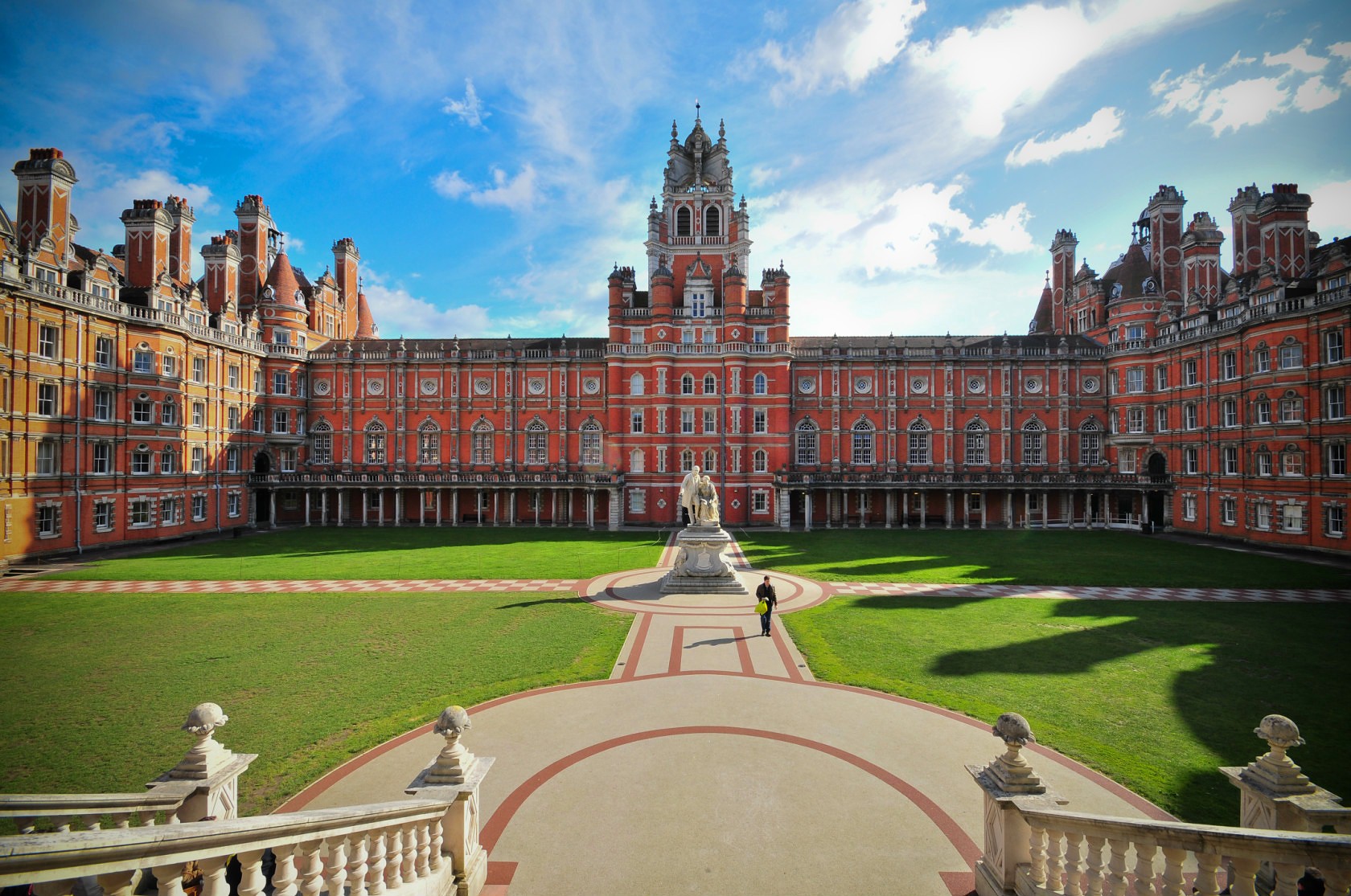 英国建筑类大学对作品集有什么要求？