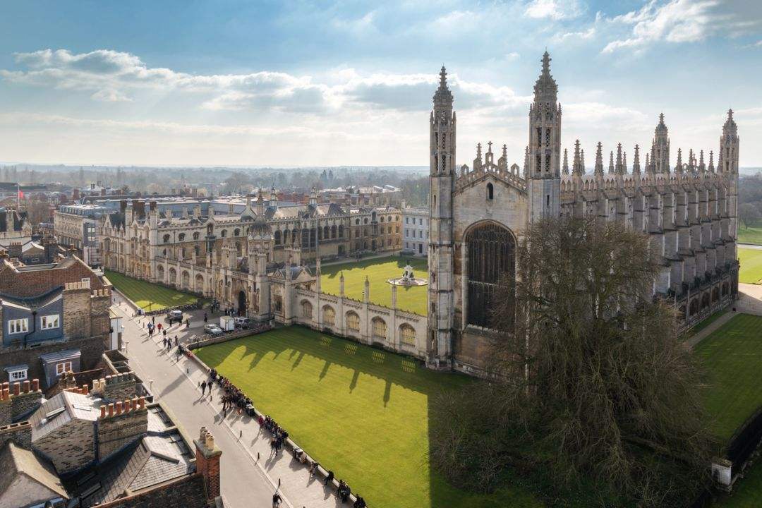 学平面设计去哪个国外大学留学比较好？