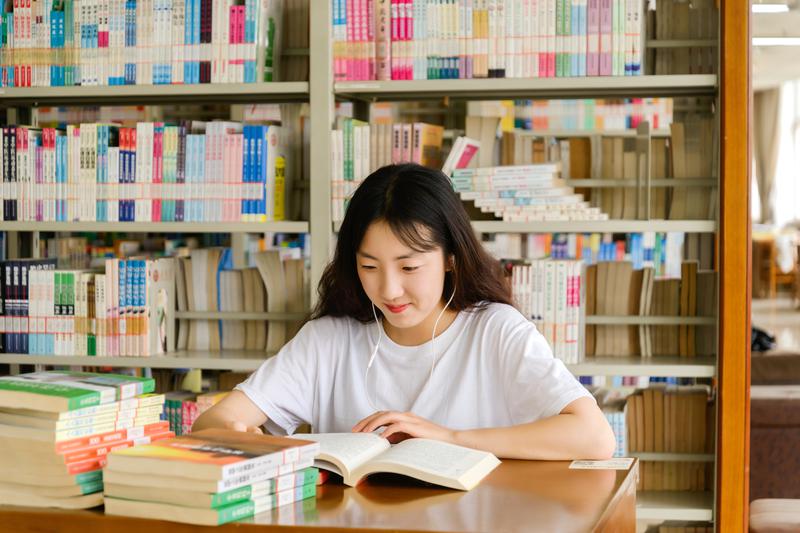 伦敦大学金史密斯学院的教育学专业怎么样？