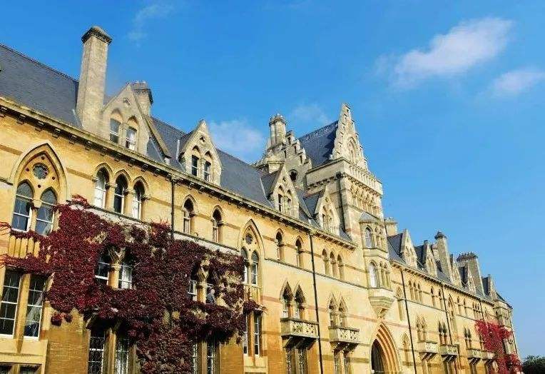 牛津大学法学本科申请条件是什么？