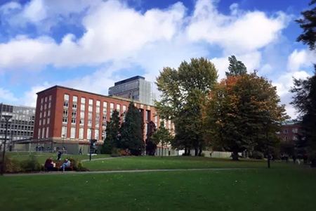 英国伯明翰大学医学院怎么样？