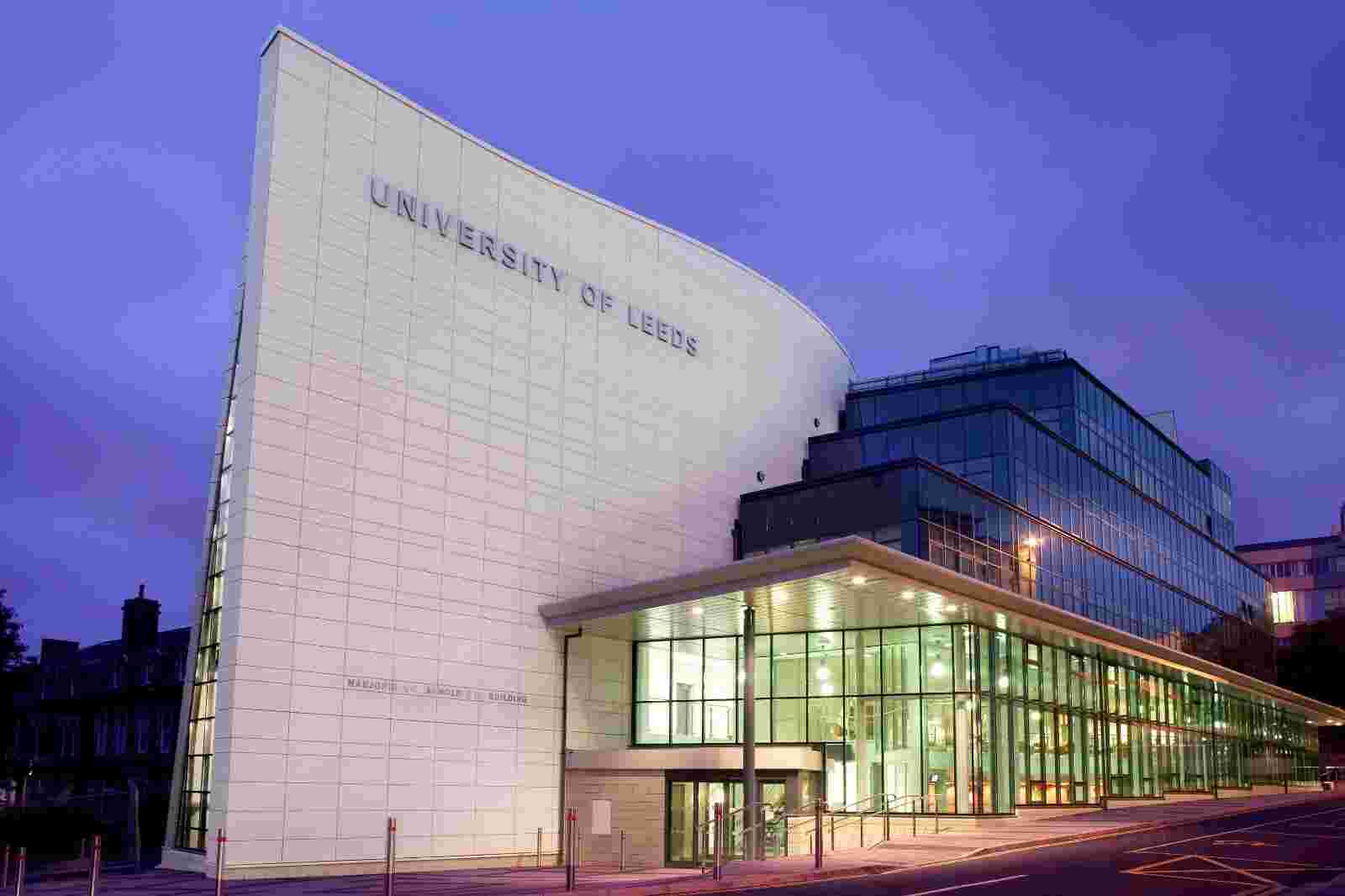 英国利兹大学和谢菲尔德大学哪个好？
