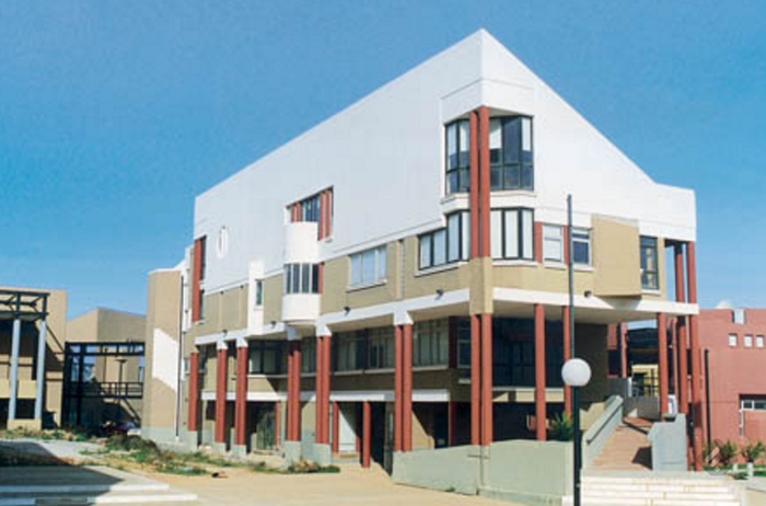 克里特大学学校介绍