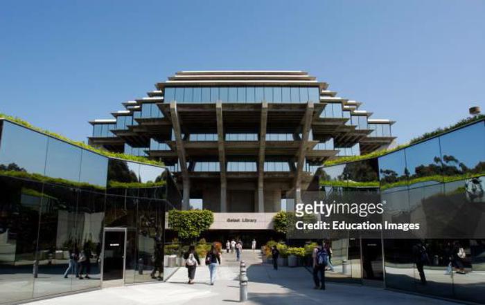 美国加州大学圣地亚哥分校留学费用是多少？申请条件介绍