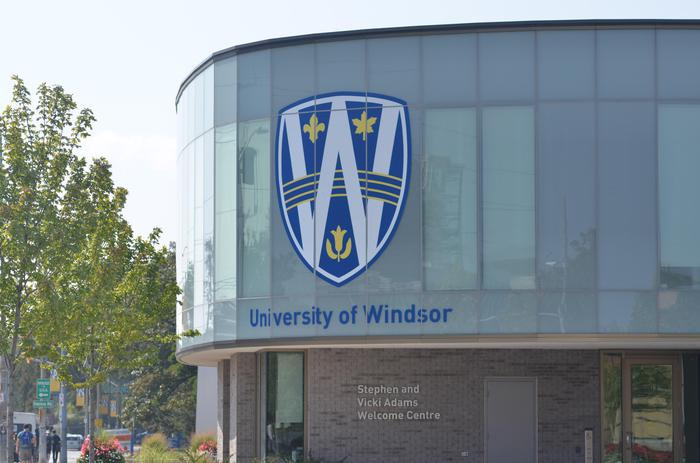 温莎大学留学费用 留学条件要求