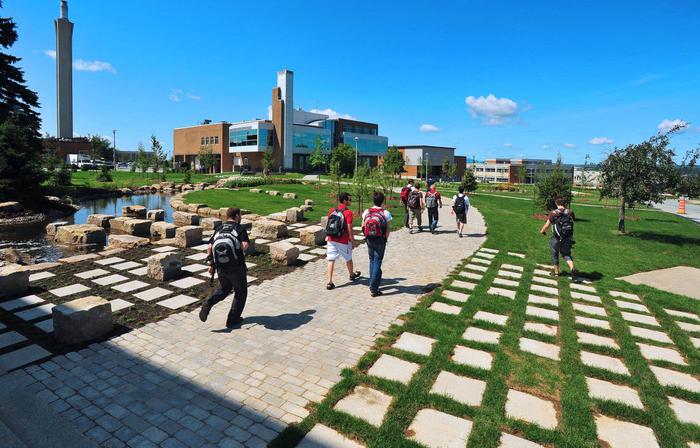 舍布鲁克大学申请条件和留学费用汇总